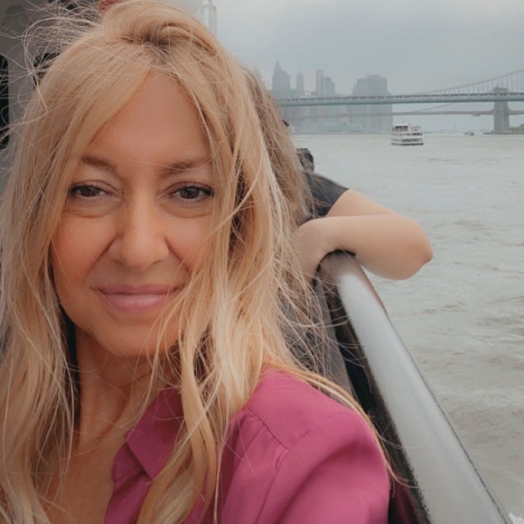 Meet your Posher, Fiona - Picture 2 of 7